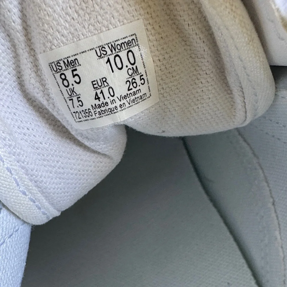 Vans Women’s Size 10 White Leather Velcro Sneakers Skate Classic - Picture 7 of 9